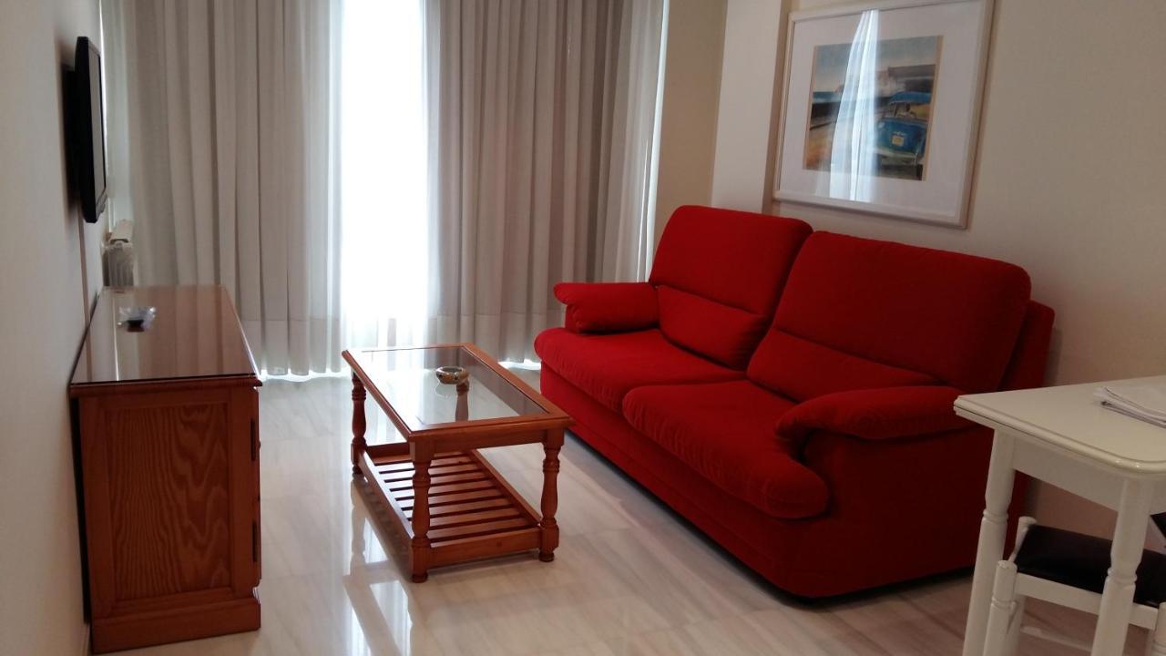 Apartamentos Maritimo Suites-Solo Adultos О Грове Екстериор снимка